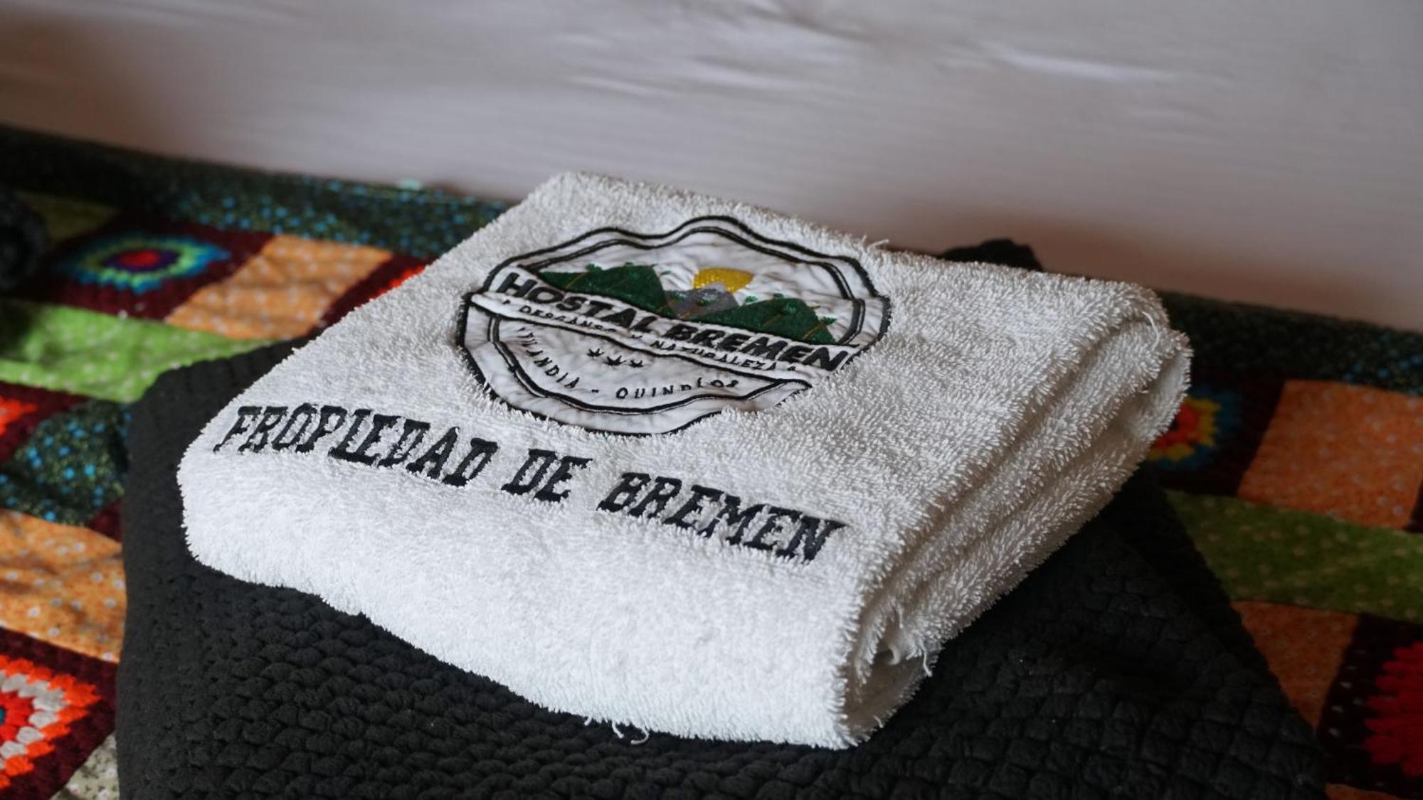 Hostal Bremen Jq ฟิลานเดีย ภายนอก รูปภาพ